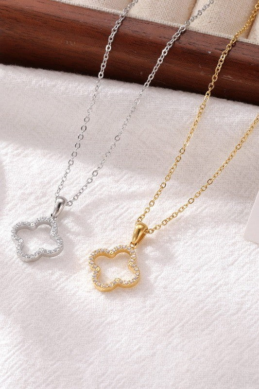 CLOVER NECKLACE