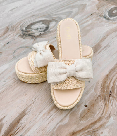 RAFFIA BOW SANDALS