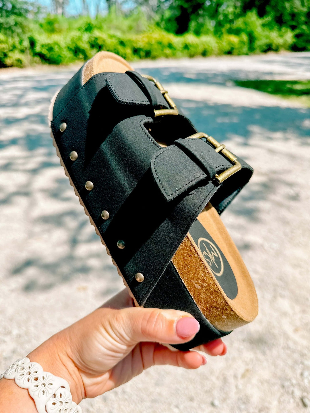 BLACK PLATFORM SANDALS - Thistle Canyon Co.
