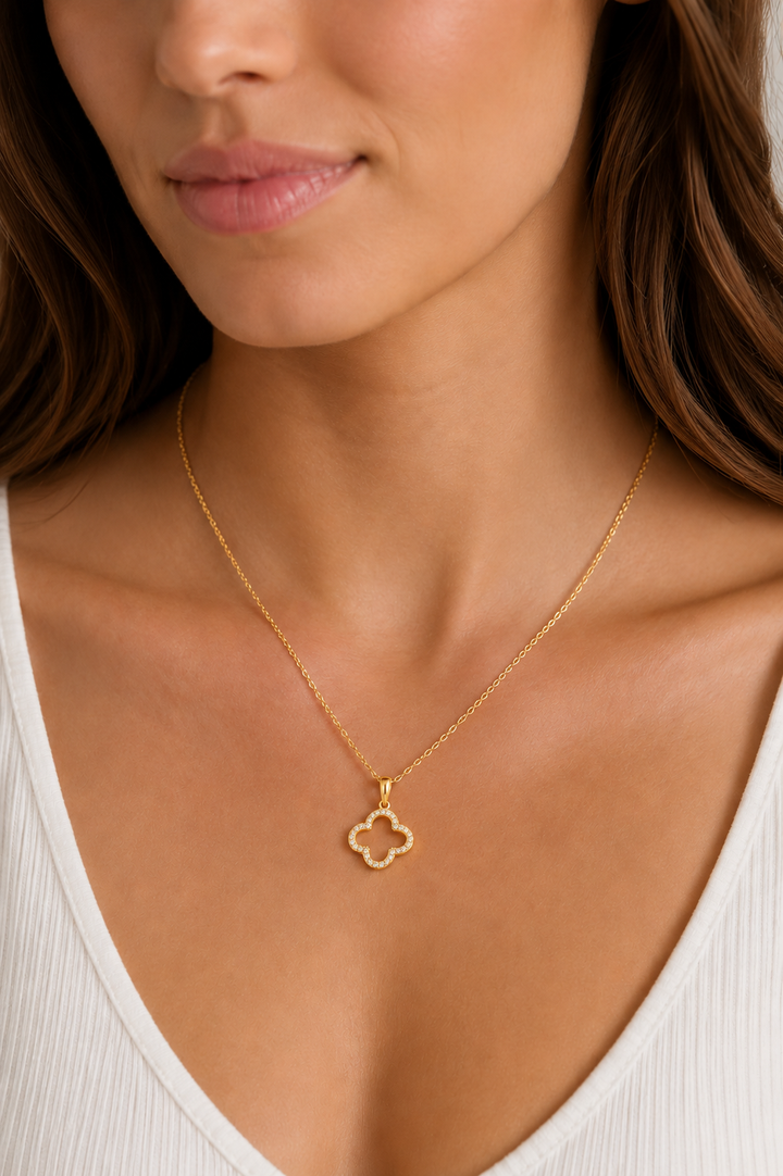 CLOVER NECKLACE