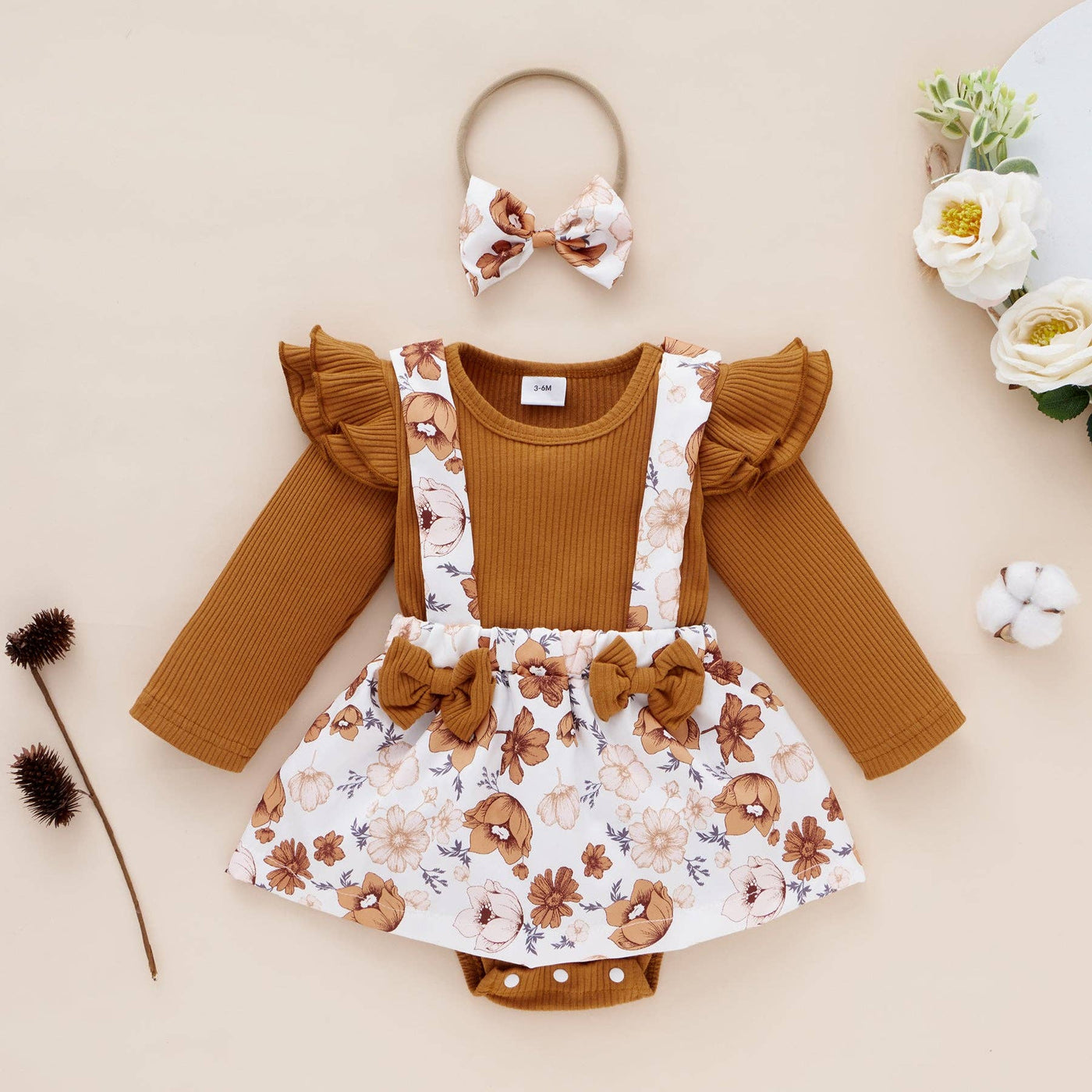 2pcs Floral Splicing Ruffle Long sleeve Baby Set